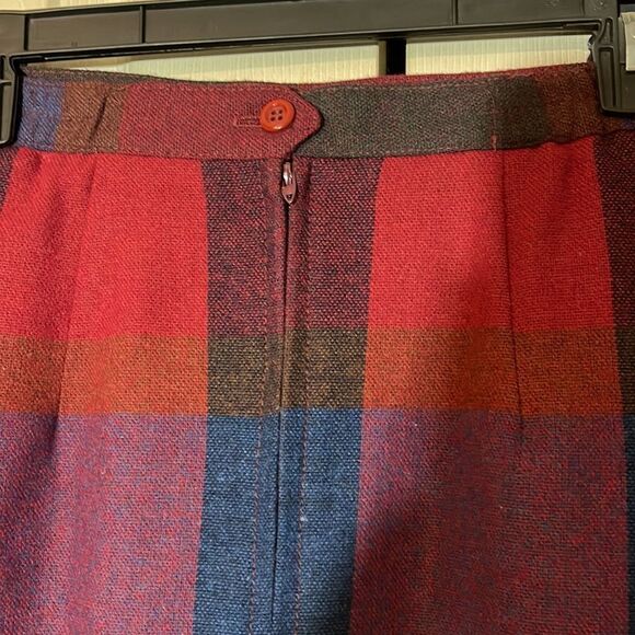 Vintage Deadstock Barclay Square Part Wool Red Blue Plaid Long A Line Skirt - Picture 9 of 14